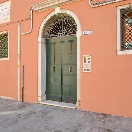 Beautiful apartment in Venezia with WiFi Exterior foto