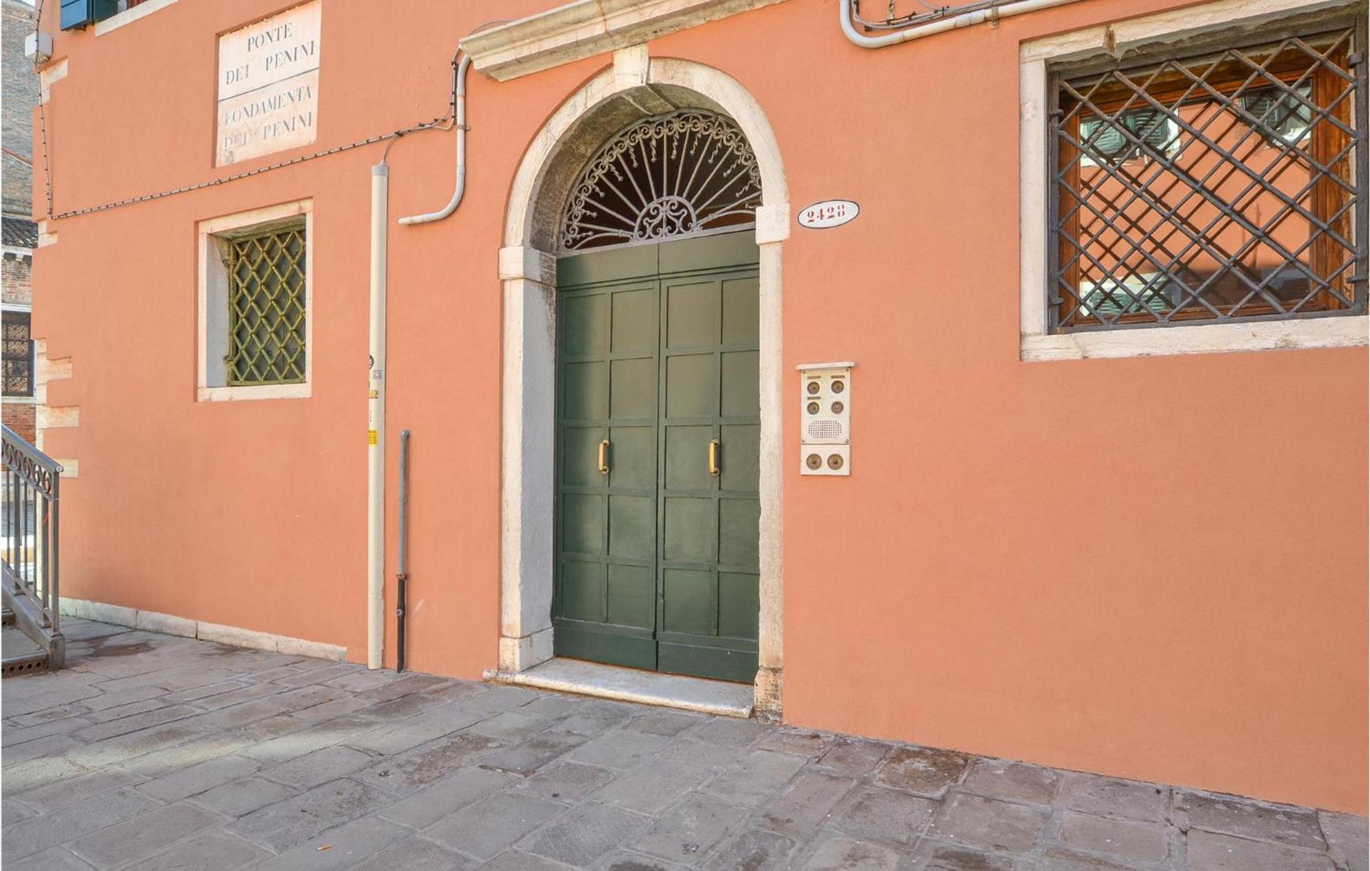 Beautiful apartment in Venezia with WiFi Exterior foto
